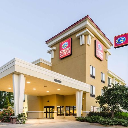 Comfort Suites Salina South Exteriér fotografie
