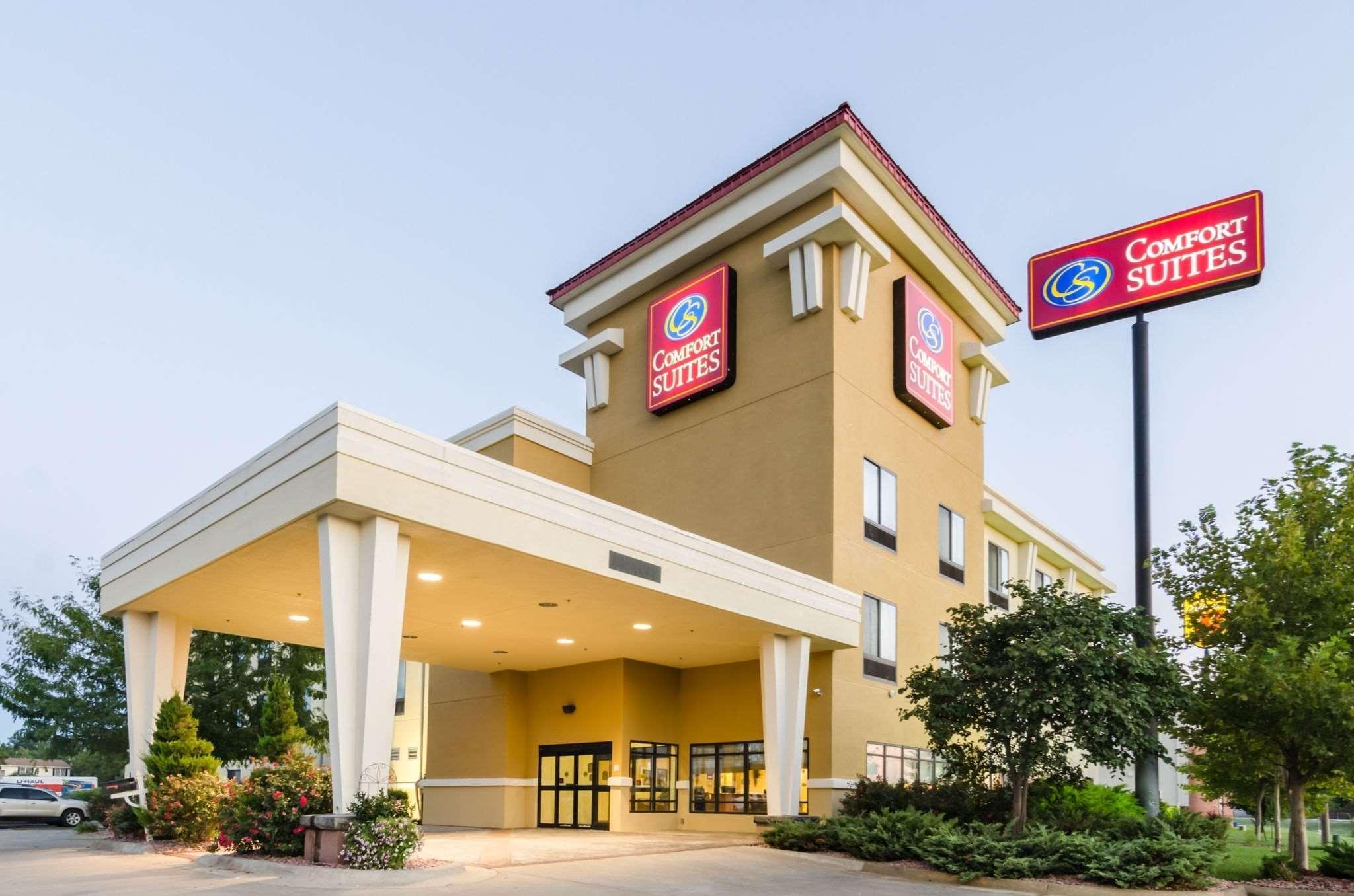 Comfort Suites Salina South Exteriér fotografie