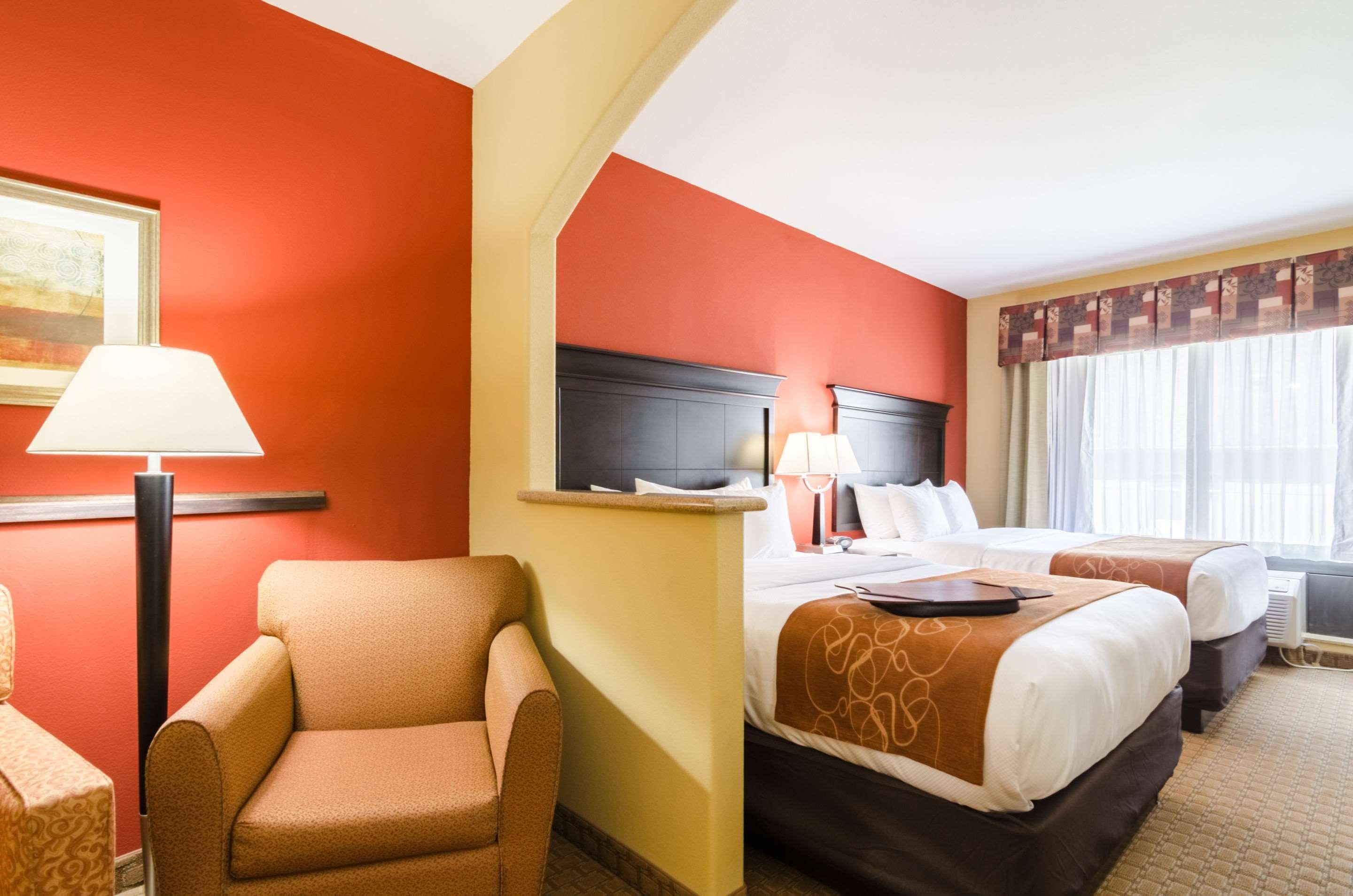 Comfort Suites Salina South Exteriér fotografie