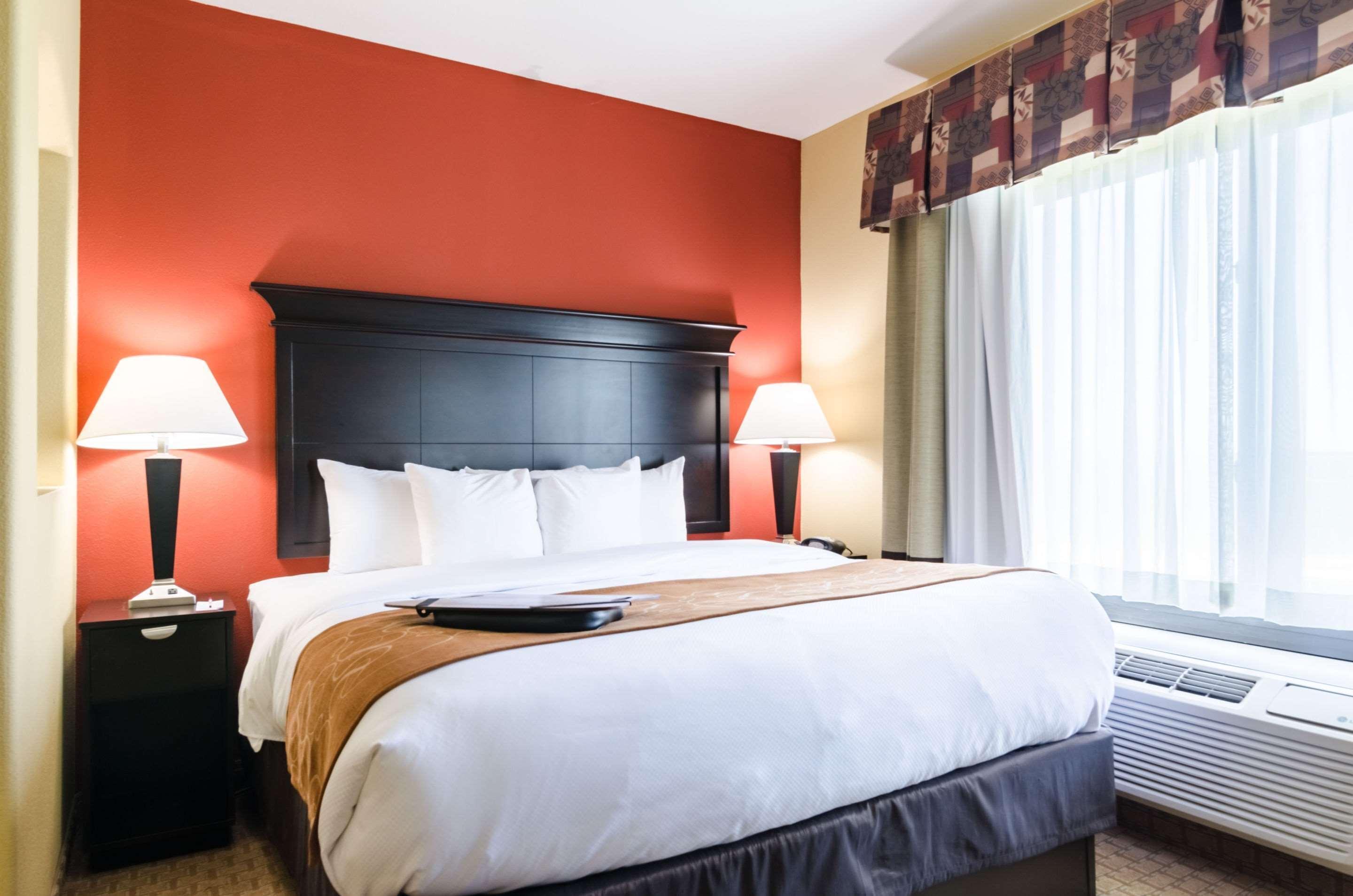 Comfort Suites Salina South Exteriér fotografie